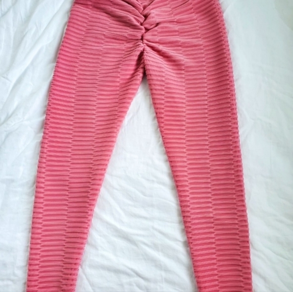 Womens Pink Active scrunched butt textured leggings - Picture 1 of 3